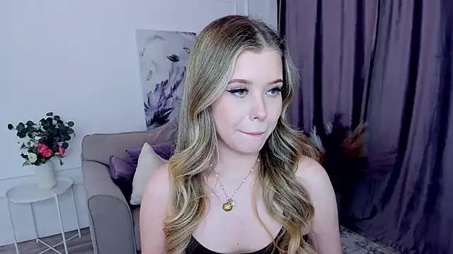 FollowLovee — BIKINI SHOW <3<3<3