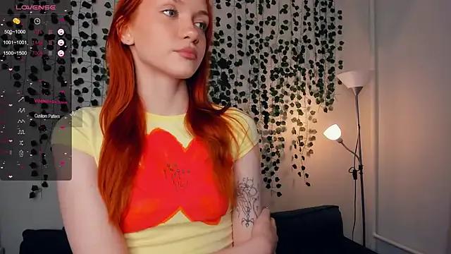 StripChat Foxy_blush is Freechat Foxy_blush — lick finger ^^