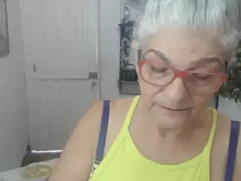 FunnyGrandma on StripChat 