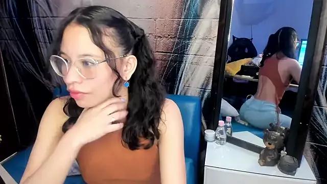 Giaa_rossi on StripChat 