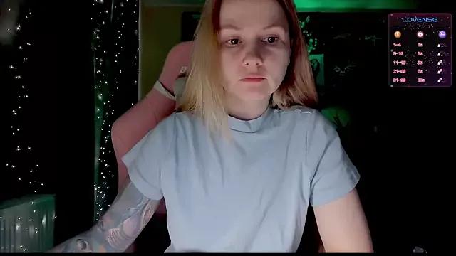 GoodWitch_ on StripChat 
