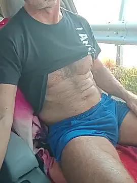 GreekGuyOutdoors on StripChat 