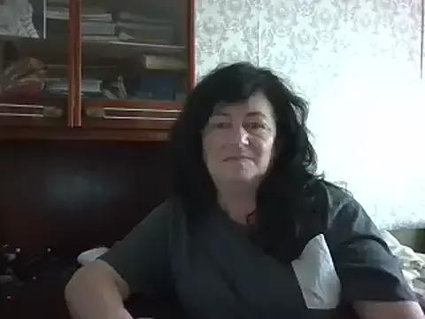GypsiQueen2 on StripChat 