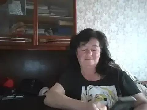 GypsiQueen2 on StripChat 