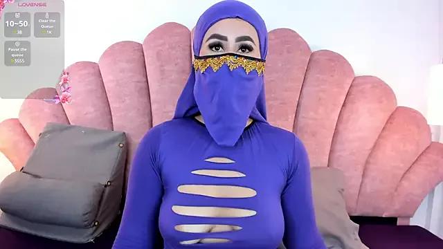 halabi_saha on StripChat 