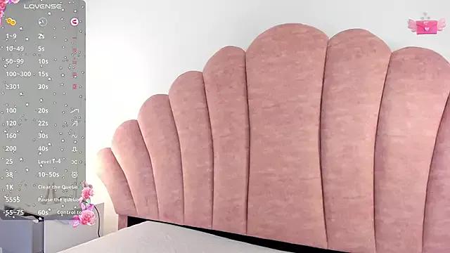 halabi_saha on StripChat 