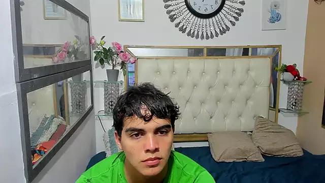 heiker_ on StripChat 