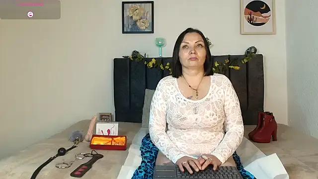 helen_stepmom's avatar