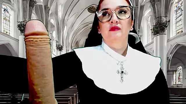 helenas_fantasy on StripChat 