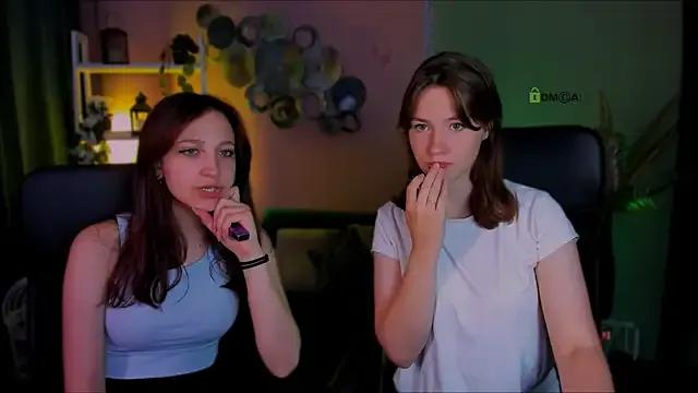 StripChat helli_belli is Freechat helli_belli — spank ass 5 times