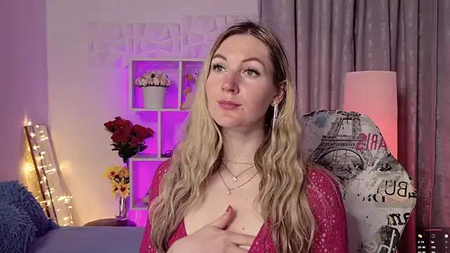 Hello_Lisha on StripChat 