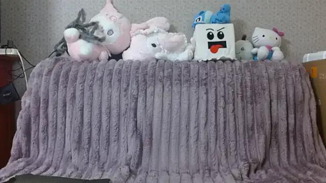 hilt_on_ — cumshow 