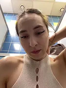 Holly_Play on StripChat 
