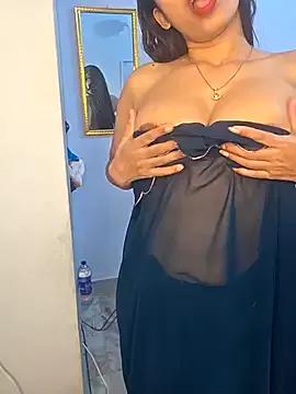 Freechat Hot_honey77 on StripChat