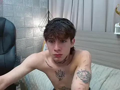 Iantwink18 — cum show