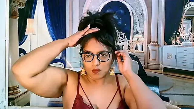 IndiaBlackPanther on StripChat 