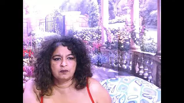 Freechat indianstar75 on StripChat