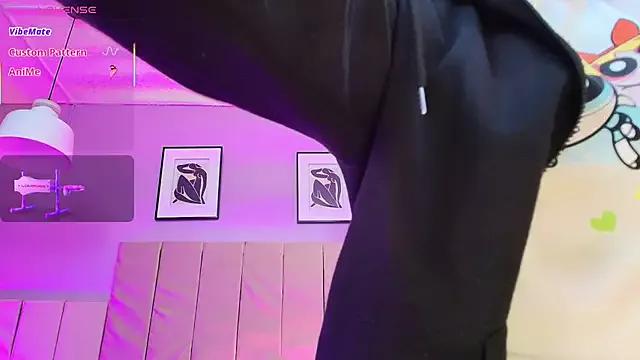 Inndrahot on StripChat 