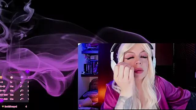 Irinaa_Scarlett on StripChat 