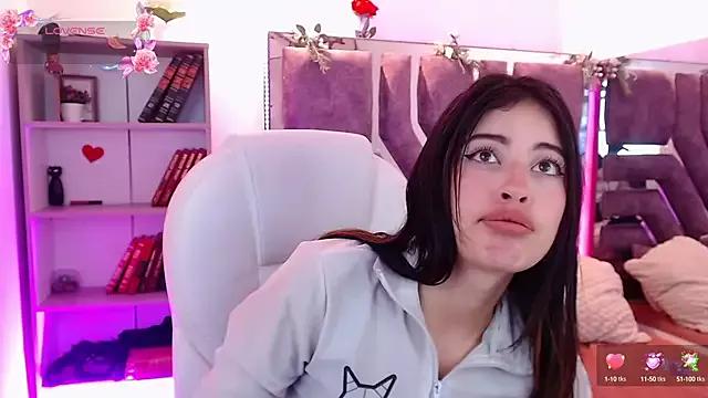 Isabellaa_Collins on StripChat 