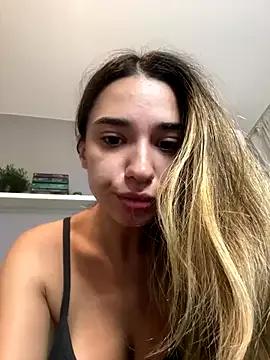 StripChat ItalianGirl is Freechat ItalianGirl — Orgasm (BOTH Me & Amica)