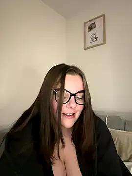 ItsLxsa — Show Boobs 2 min