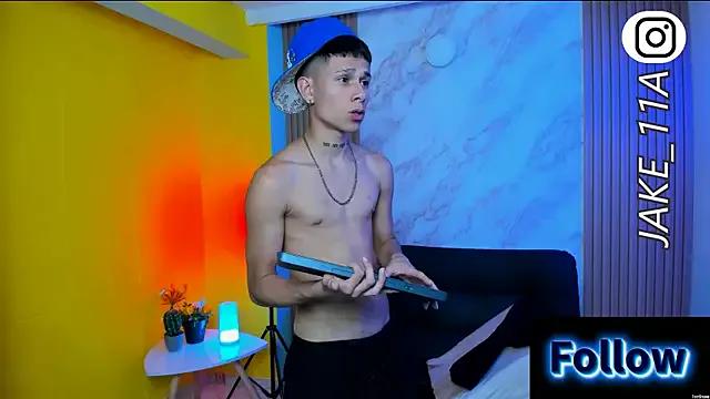jake_beach — Devys Alo Chico and get the milk