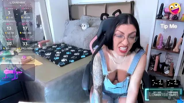 Freechat janette_rider on StripChat