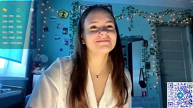 JanieceGeho on StripChat 
