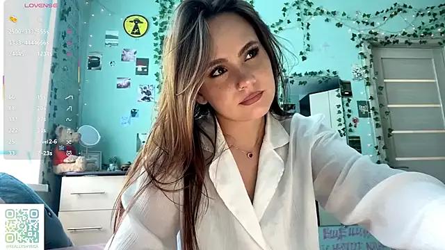 JanieceGeho on StripChat 