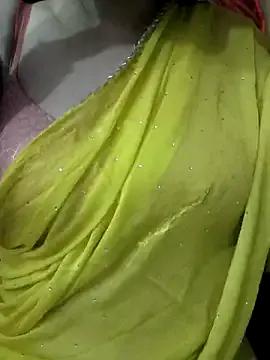 janvi_100 on StripChat