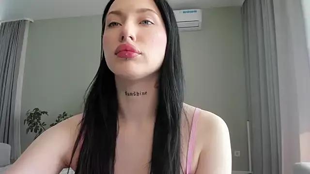 JenniferQueen11 on StripChat 