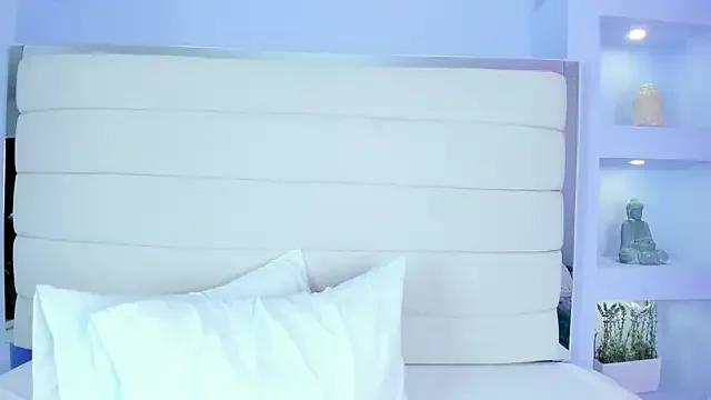 Freechat JessyEvans on StripChat