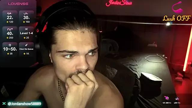 JordanShow on StripChat 