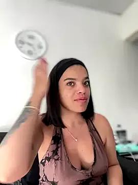 JuanitaMore01 on StripChat