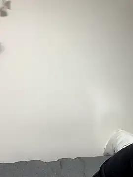 juri20cm on StripChat