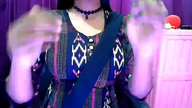 Kashish_11 on StripChat