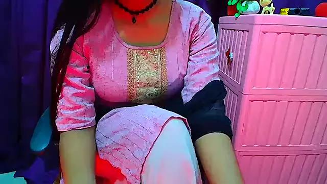 Kashish_11 on StripChat