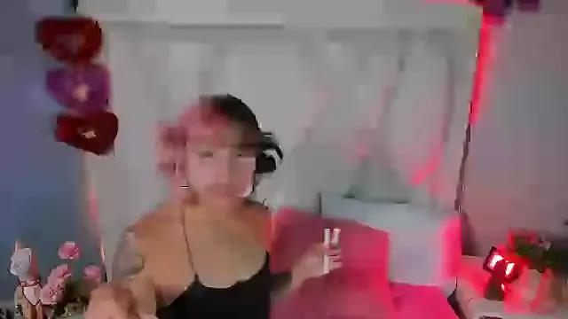 katalina_garcia on StripChat