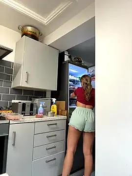 KayleeBella's avatar