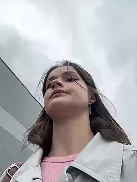 KittyQueeny on StripChat 