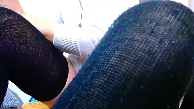 klylls_squirt_ on StripChat 