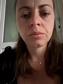 ladywithbigass — Wet squirt under table barista  hotel