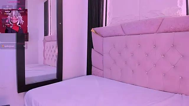 Freechat laurem-paulette on StripChat