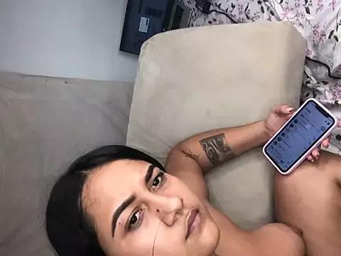 Private Leila__Saade on StripChat