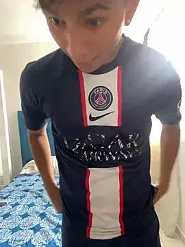 Leonarrrd_01 on StripChat