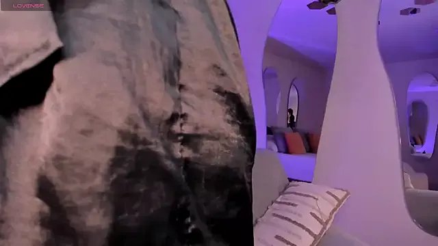 LexieWayne on StripChat