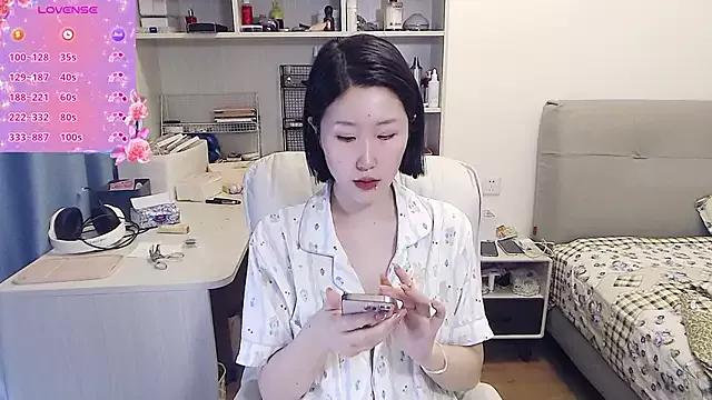 liliya_x on StripChat 