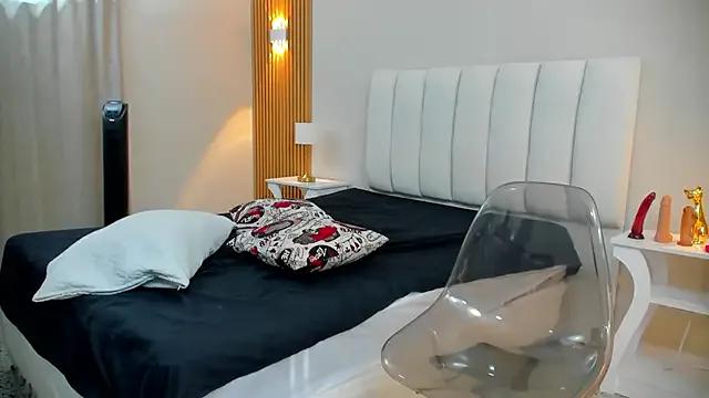 lilyth_adam — squirting hard  and control machine