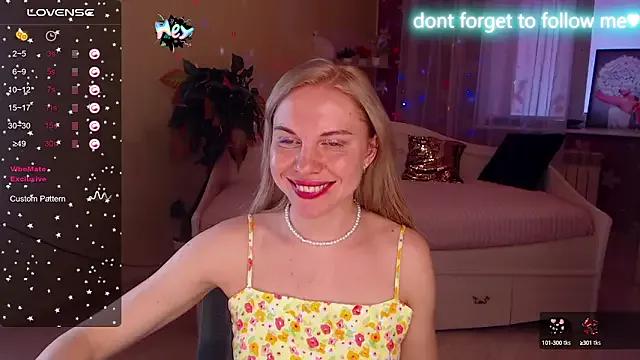 LiSinDoll on StripChat 